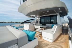 2022 Azimut S8 for sale - photo 8