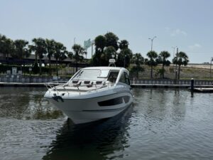 2022 Beneteau Gran Turismo 32 for sale - photo 4