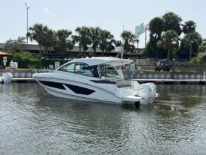 2022 Beneteau Gran Turismo 32 for sale - photo 6