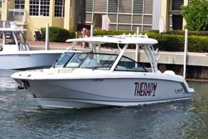 2022 Boston Whaler 320 Vantage for sale - photo 8