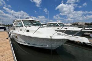 2022 Boston Whaler 345 Conquest for sale - photo 2