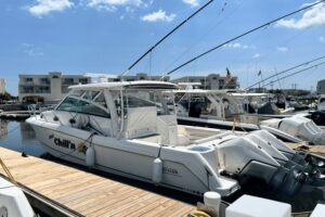 2022 Boston Whaler 345 Conquest for sale - photo 4