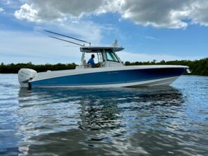 2022 Boston Whaler 350 Outrage for sale - photo 2