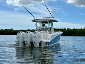 2022 Boston Whaler 350 Outrage for sale - photo 4