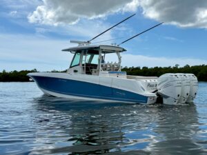 2022 Boston Whaler 350 Outrage for sale - photo 7
