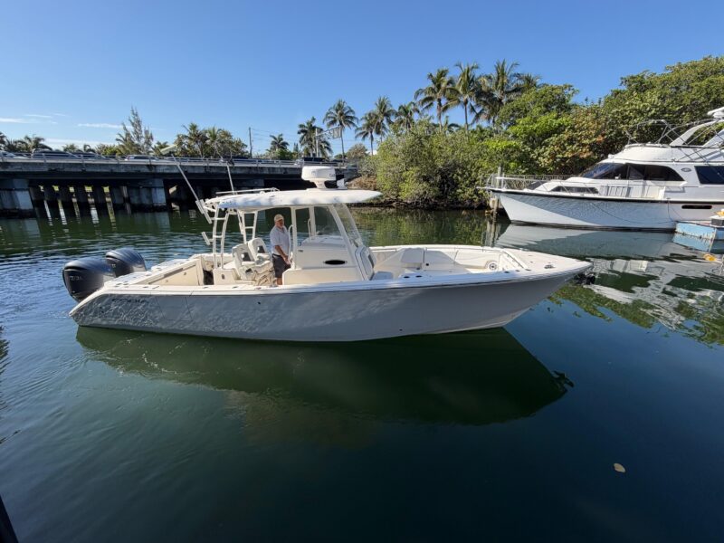 2022 Cobia 320 Center Console