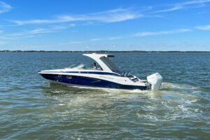 2022 Crownline Eclipse E305 XS for sale - photo 2