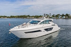 2022 Cruisers Yachts 46 Cantius for sale