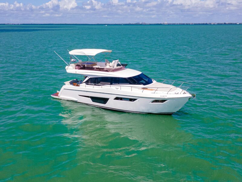 2022 Ferretti Yachts 500