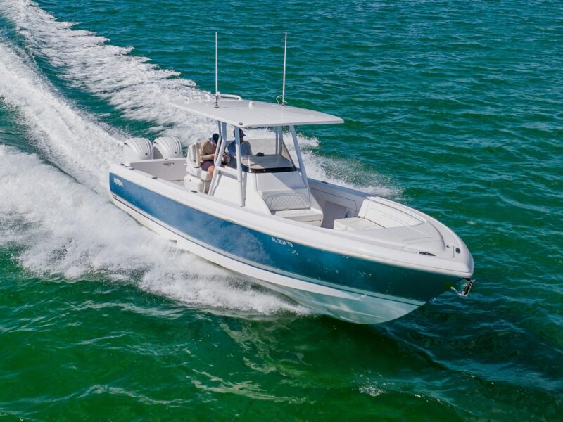 2022 Intrepid 327 Center Console
