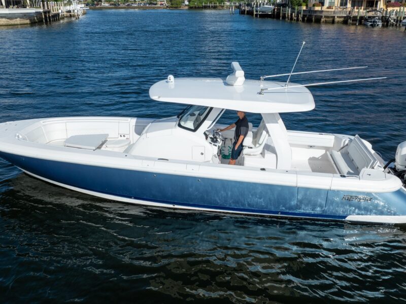 2022 Intrepid 345 Nomad SE