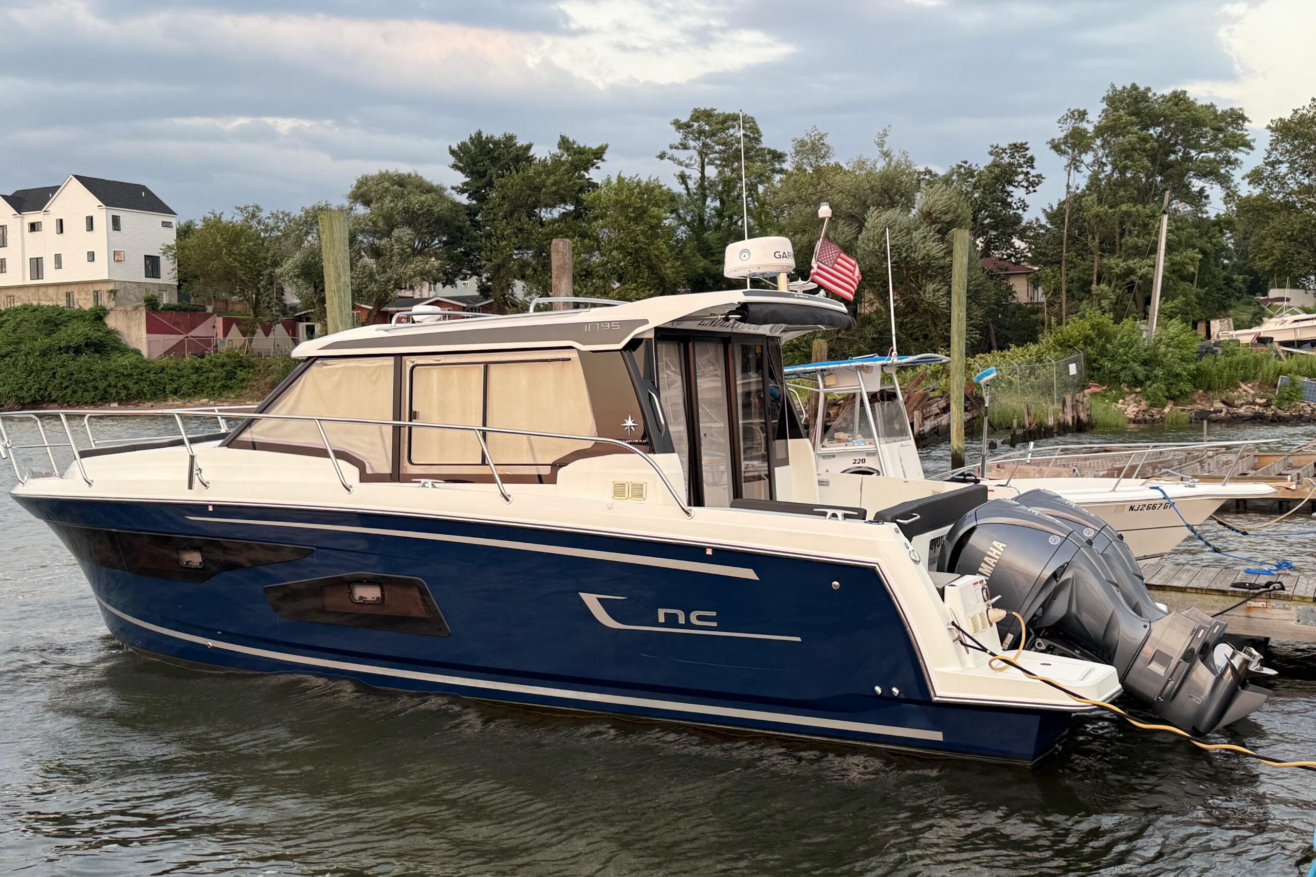 2022 Jeanneau NC Weekender 1095 for sale