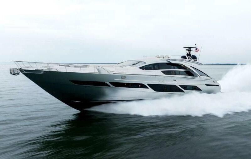 2022 Pershing 9X