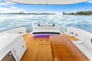 2022 Riviera 6000 Sport Yacht Platinum Edition for sale - photo 4