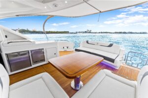 2022 Riviera 6000 Sport Yacht Platinum Edition for sale - photo 7