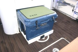 2022 Sea Hunt Ultra 305 SE for sale - photo 8