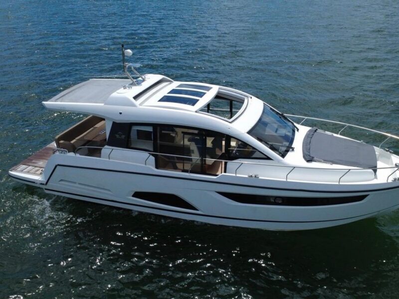 2022 Sealine C430