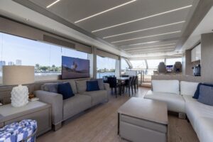 2022 Sunseeker 76 Yacht for sale - photo 2