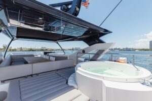 2022 Sunseeker 76 Yacht for sale - photo 5