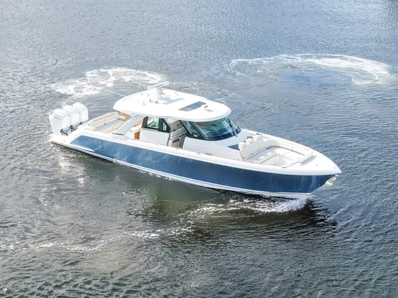 2022 Tiara Yachts 48 LS