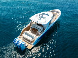 2022 Tiara Yachts 48 LS for sale - photo 8