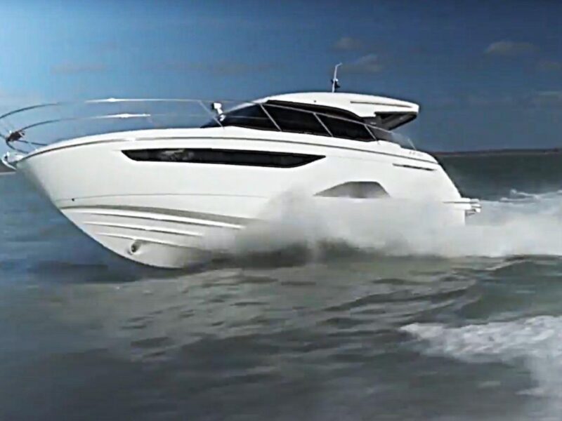 2023 Bavaria R40 Coupe