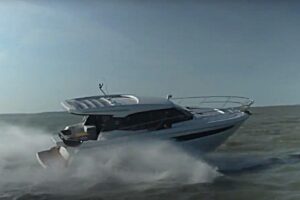 Bow view of 2023 Bavaria R40 Coupe with forward seating and windscreen, moored in Palmetto, Florida.