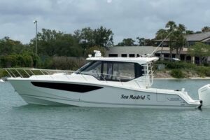 2023 Boston Whaler 405 Conquest for sale