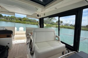 2023 Boston Whaler 405 Conquest for sale - photo 8