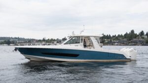 2023 Boston Whaler 420 Outrage for sale