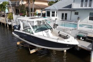 2023 Chaparral 300 OSX for sale - photo 3