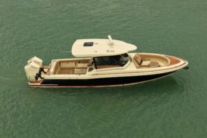 2023 Chris-Craft Calypso 35 for sale - photo 2