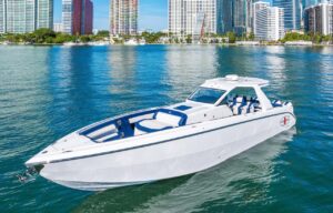 2023 Cigarette 42' Auroris for sale - photo 2