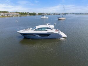 2023 Cruisers Yachts 46 Cantius for sale - photo 4