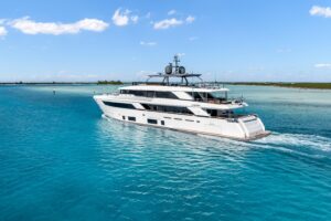 2023 Custom Line NAVETTA 42 for sale - photo 8
