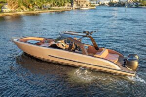 Bow seating and anchor windlass on 2023 De Koning 43 center console yacht in Fort Lauderdale.