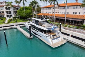 2023 Ferretti Yachts 860 for sale - photo 6