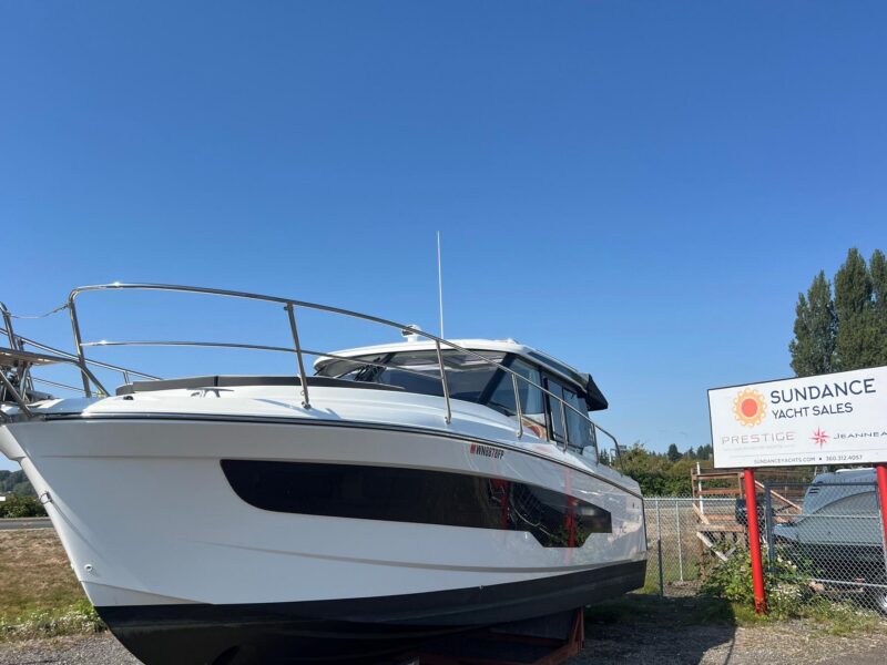 2023 Jeanneau NC Weekender 1095