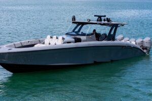 2023 Midnight Express 43 Solstice for sale