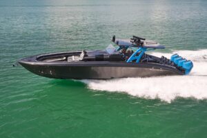 2023 Midnight Express 43 Solstice for sale
