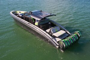 2023 Midnight Express 52 Vitesse for sale - photo 4