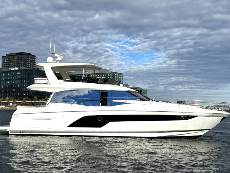 2023 Prestige 590
