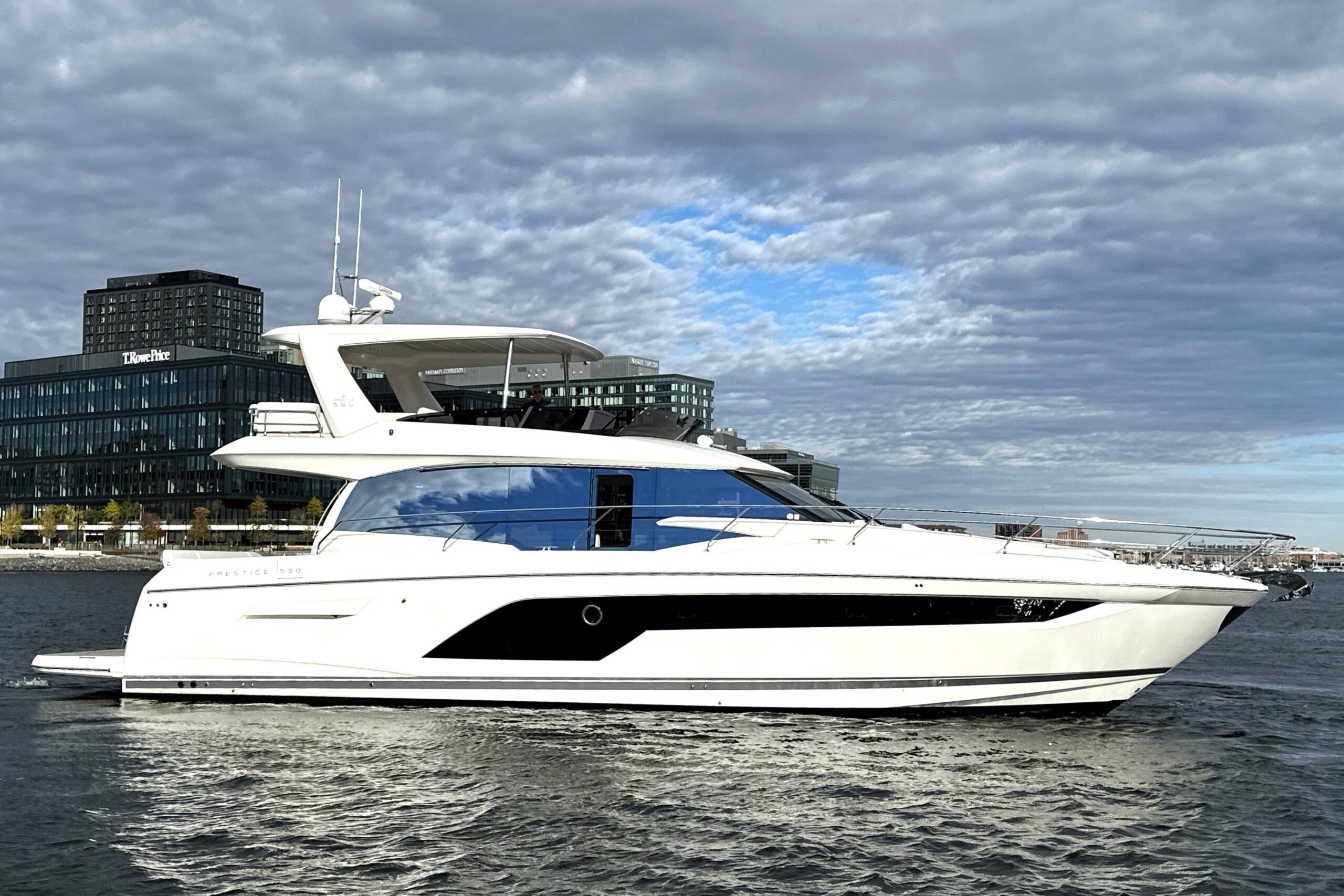 2023 Prestige 590 for sale