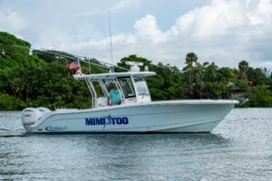 2023 Robalo R302 Center Console for sale - photo 2