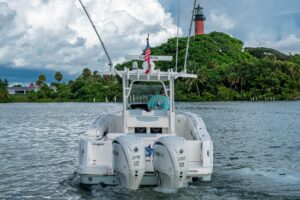 2023 Robalo R302 Center Console for sale - photo 3