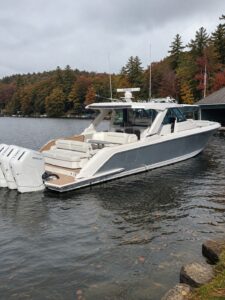 2023 Tiara Yachts 48 LS for sale - photo 2