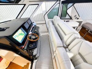 2023 Tiara Yachts 48 LS for sale - photo 5