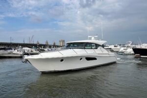 2023 Tiara Yachts C44 Coupe for sale - photo 5
