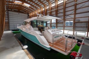 2023 Tiara Yachts C44 Coupe for sale - photo 7