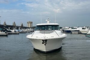 2023 Tiara Yachts C44 Coupe for sale - photo 8